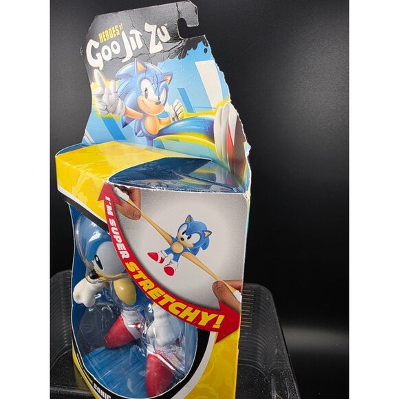 Heroes of Goo Jit Zu Glow in the Dark Surge Sonic the Hedgehog Stretchy Toy - Picture 4 of 6
